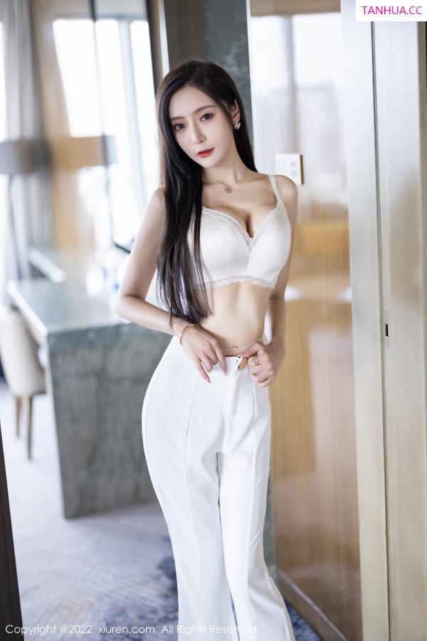 王馨瑶  [XiuRen]高清写真图 2022.11.01 No.5790 王馨瑶yanni 靓丽清爽第45张图片